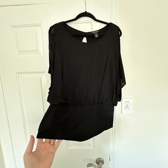 WHITE HOUSE BLACK MARKET Cold Shoulder Black Top - Picture 3 of 4